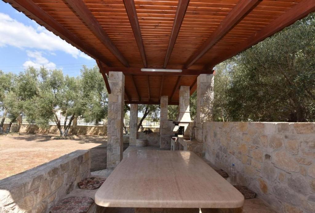 Apartments In A Villa By The Beautiful Sea Bay Nea Poteidaia Exterior foto